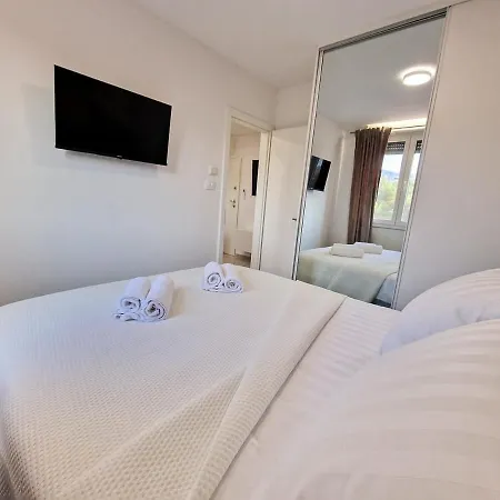 公寓 Monlux Studio Apartment 斯普利特